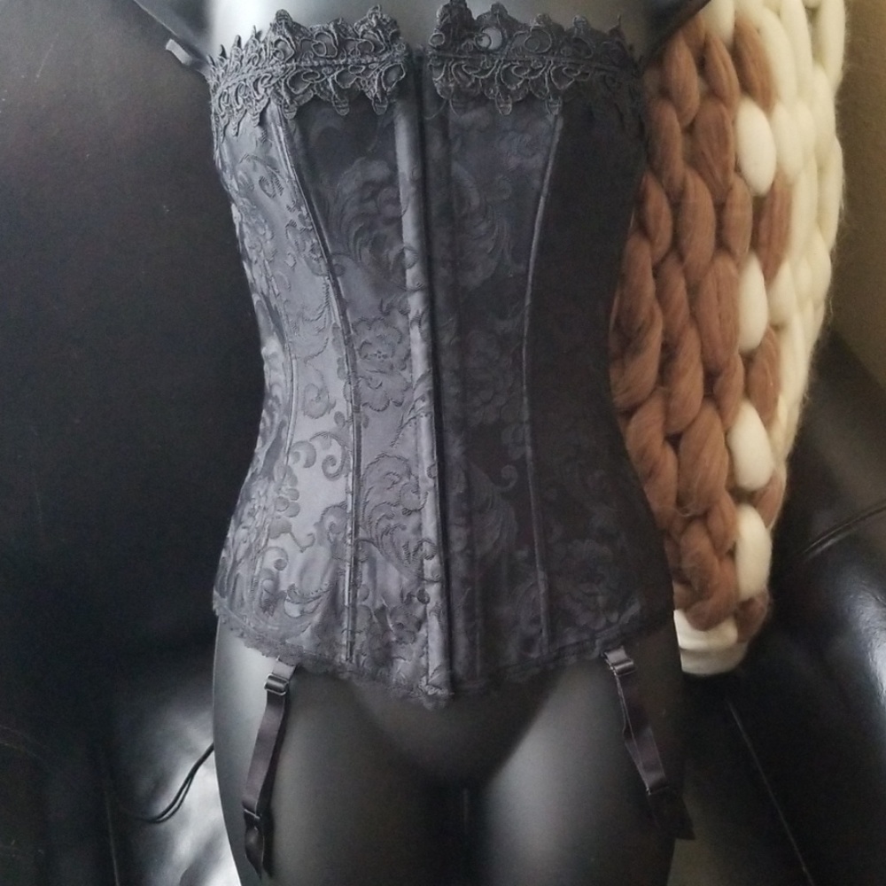 NWOT lace corset